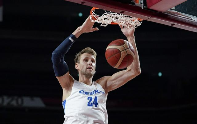 包含捷克队逆袭，成功晋级下一轮的词条