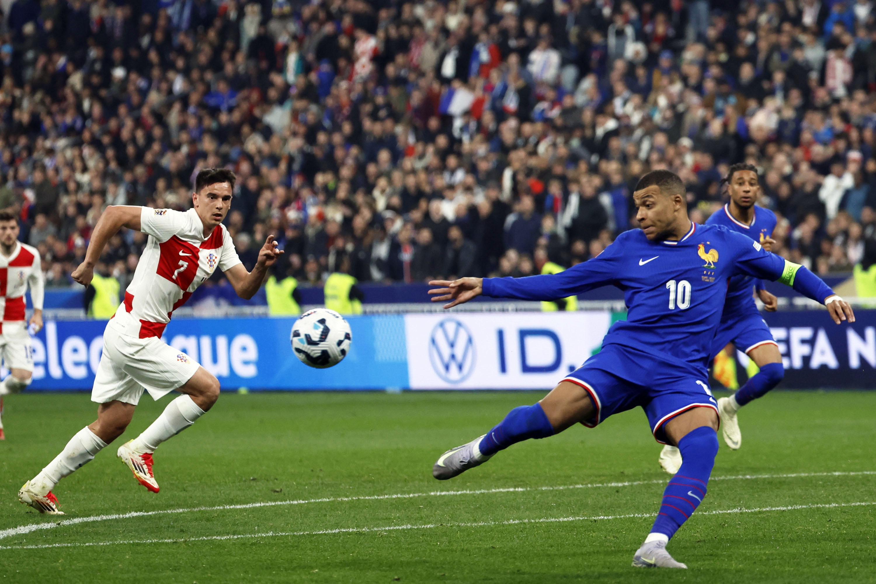 足球界即将上演一场欧洲国家之间的激烈角逐