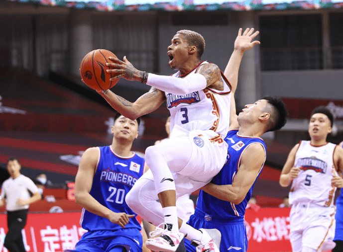 华体会官网app-关于战争在即，球队铁血拼搏赢得尊重的信息